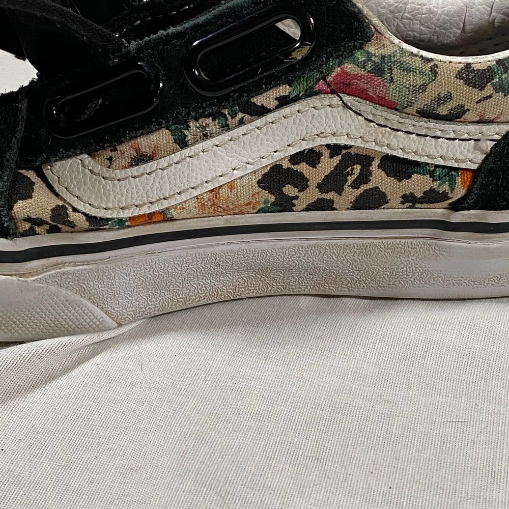 Vans Old Skool Girls Kids 11 Leopard Floral Velcro Closure Suede Black Shoes - Picture 10 of 10
